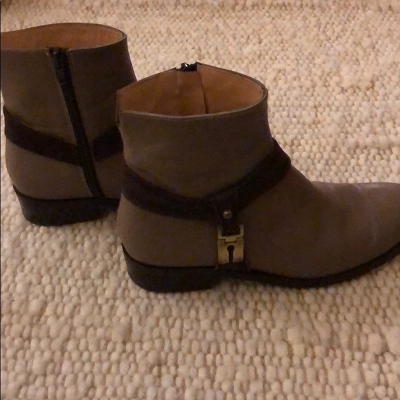 Leather and Suede Booties Great Condition - Picture 6 of 7